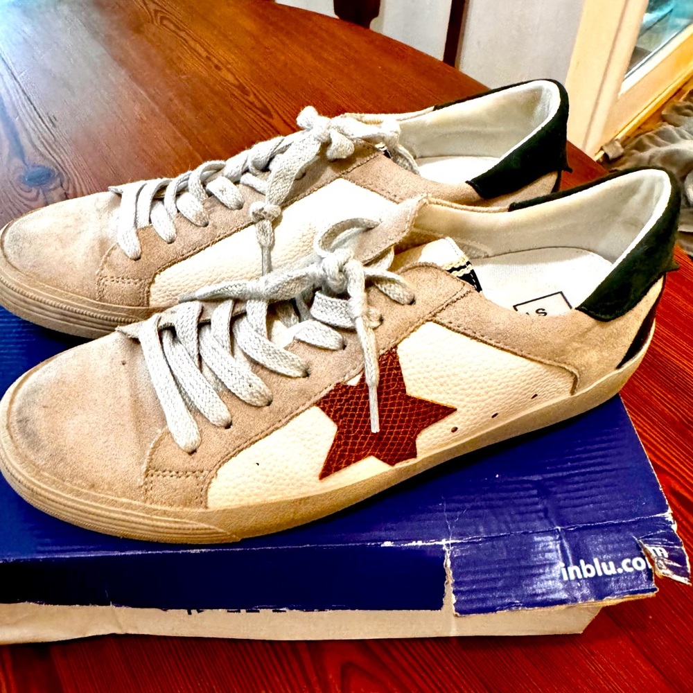 SHU SHOP Star Sneakers – Size 7.5